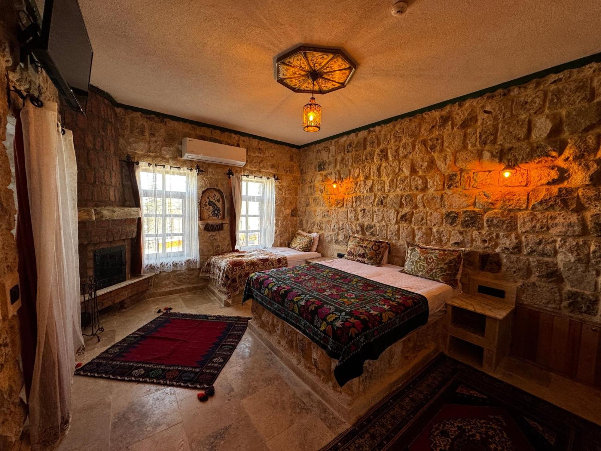 Canela Cave Hotel - Cappadocia Çavuşin Buitenkant foto